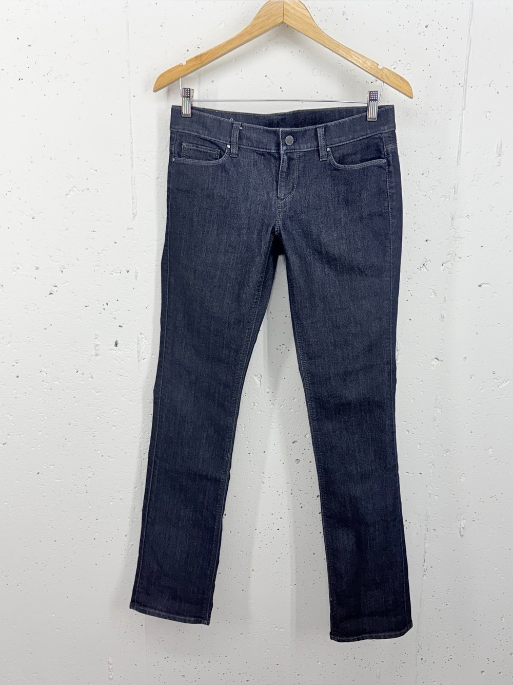 Ann Taylor Women’s size 4 Modern Fit Slim Straight Dark Wash Jeans - Picture 2 of 11
